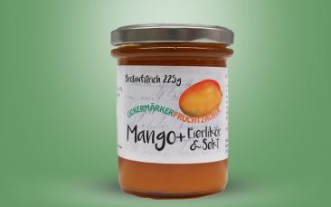 Mango mit Eierlikör und Sekt-Aufstrich Glas